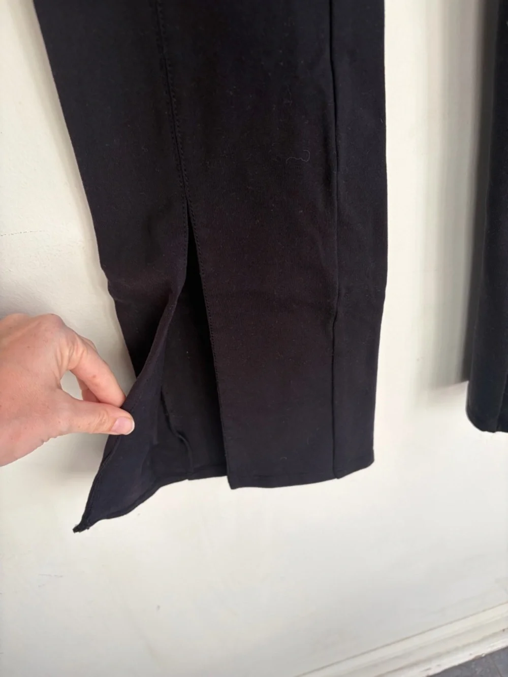 ALO Yoga Airbrush High-waist Flutter Legging Black Split Hem Size‎ XXS